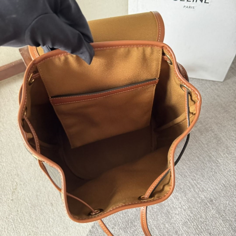 Ce1i*e triomphe bags